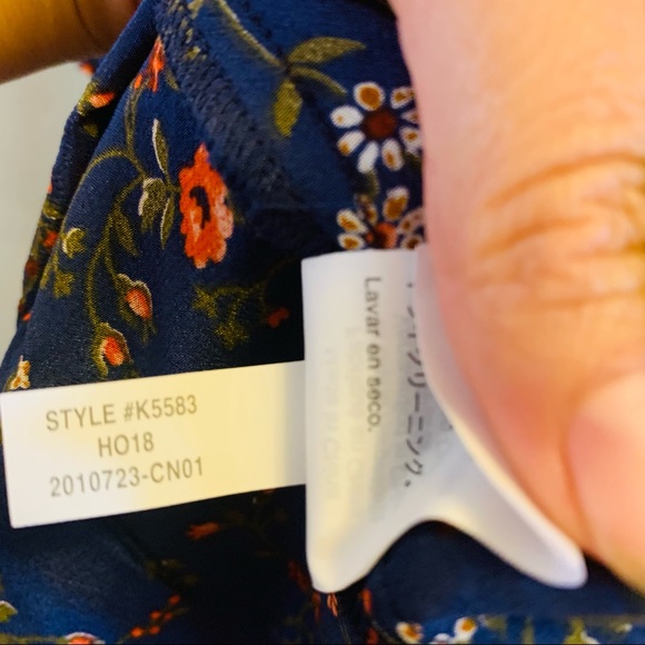 MADEWELL Silk Stanza Ruffle Hem Blouse - Picture 7 of 8